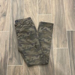 Vanilla Star Girls Distressed Camo Jeans